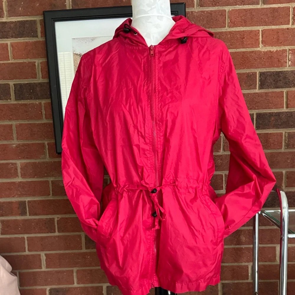 Chadwick’s Vintage Red Nylon Hooded Windbreaker - Picture 6 of 9